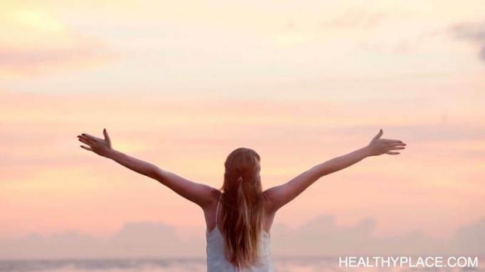 تثبت هذه الحقائق الإيجابية من HealthyPlace أن تكريس وقت للإيجابية يمكن أن يحسن من نظرتك ويغير حياتك. اقرأ المزيد هنا. 