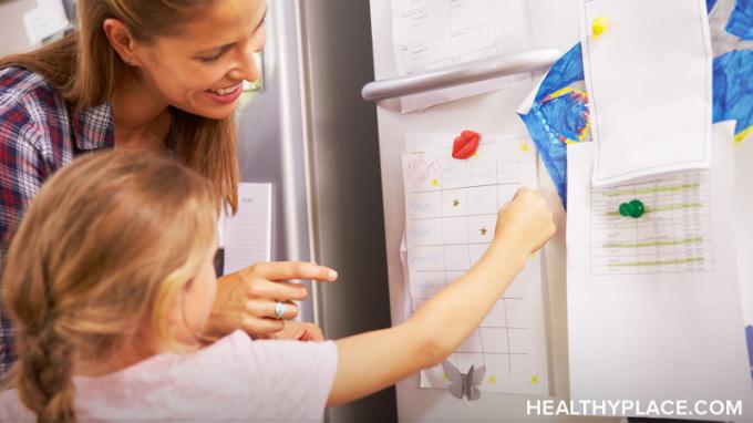 اكتشف 4 أساليب لتعديل سلوك الطفل وممارسات أخرى يمكنها تحسين سلوك طفلك. الحصول على تفاصيل حول HealthyPlace.
