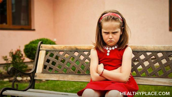 آثار اضطراب الارتباط التفاعلي يمكن أن تضر الأطفال والمراهقين. اقرأ عن تأثيرات RAD على المراهقين والأطفال على HealthyPlace. 