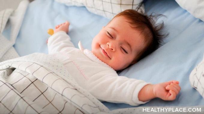 معظمنا لا يحصل على ما يكفي من النوم ولكن هل تعلم أن النوم يؤثر على احترام الذات؟ إليك 7 نصائح لتحسين النوم لتحسين ثقتك بنفسك.