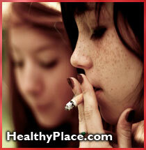 وقد وثق العلماء المدعومين من NIMH و NIDA أن تدخين السجائر المزمن خلال قد تزيد فترة المراهقة من احتمال إصابة هؤلاء المراهقين بمجموعة متنوعة من اضطرابات القلق في وقت مبكر مرحلة البلوغ. قراءة المزيد.