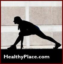 يُعرَّف ثالوث الإناث الرياضي بأنه مزيج من الأكل المختل ، انقطاع الطمث وهشاشة العظام. اقرأ عن عواقب فقدان كثافة المعادن في العظام لدى الرياضيين.