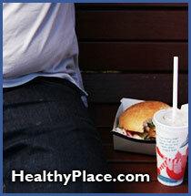 يفكر الأطباء في إصابة الشخص بالسمنة إذا كان وزنه يزيد عن 20٪ عن الوزن المتوقع للعمر والطول وبناء الأجسام. السمنة الخبيثة أو الخبيثة تزيد عن 100 رطل.