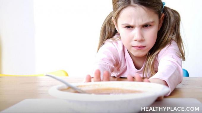 يعد فصل طفلك عن اضطرابات الأكل أحد أكثر الأدوات المفيدة للآباء والأمهات للأطفال الذين يعانون من اضطرابات الأكل. اكتشف كيف يعمل الانفصال