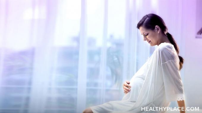 يمكن أن يسبب التعايش مع أعراض اضطراب ما بعد الصدمة أثناء الحمل مخاوف إضافية للأم الحامل. إليك بعض الاقتراحات لإدارة اضطراب ما بعد الصدمة أثناء الحمل.